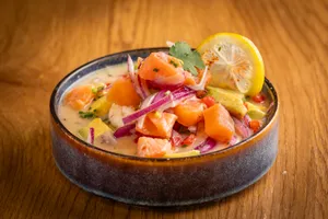 Ceviche De Salmón (450 Gramos)