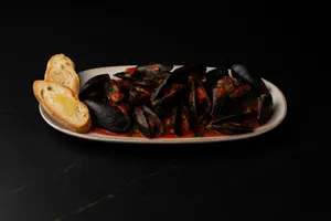 Mejillones al Pomodori