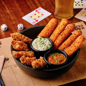 Chick & Cheese