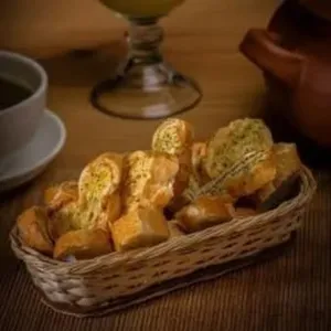 1/2 Porción De Pan Al Ajo