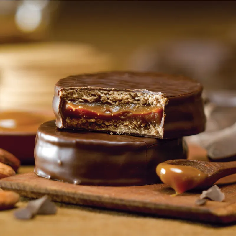 Alfajor Cachafaz Dulce de Leche con Chocolate Negro