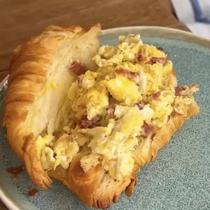 Bacon Egg Croissant