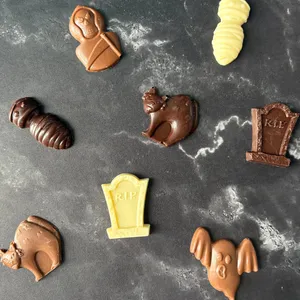 Pack 10 Bolsitas Misteriosas: ¡50 Figuritas De Chocolate Belga!