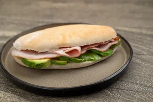 Pan Pita Artesanal Jamón Palta