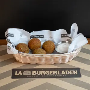 Bolitas de Falafel con dip de Veganesa