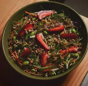 Ichigo-men (plato vegatariano)