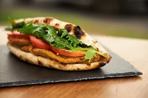 Sandwich Gaita (escalopa pollo)