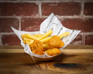 Kid's Menu, Pops Con Papas Fritas