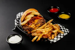 The Top Rodeo + Papas LFC