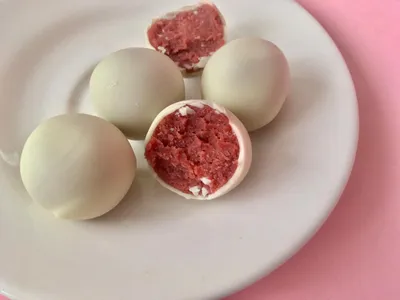 Paquete de 10 trufas de red velvet o Galleta Oreo