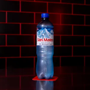 Agua san mateo con gas