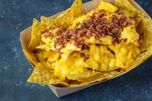 Nachos con Cheddar & Bacon