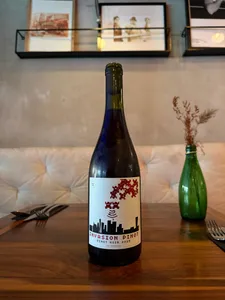 Invasion Pinot - Pinot Noir
