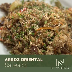 Arroz oriental salteado