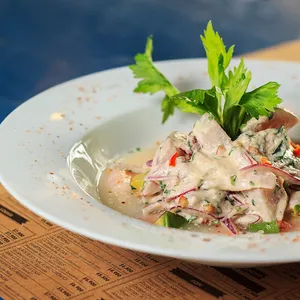 Ceviche contra  la Corriente