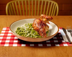 Píkalo al pesto Criollo