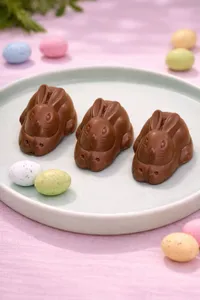 SIN AZÚCAR Trío conejos chocolate rellenos