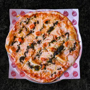 Nuestras pizzas familiares 32cm