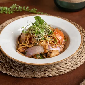 Tallarin Saltado de pollo