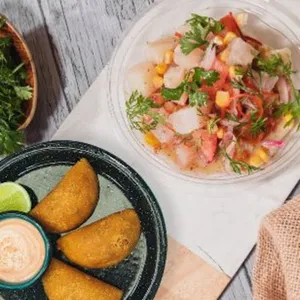 Empanadas + ceviche peruano