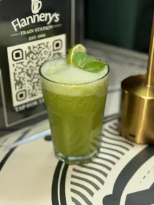 Limonada Menta Jengibre