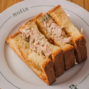 Tuna Sándwich