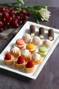 Pastelitos finos surtidos 20un