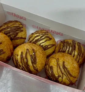 Caja de 6 unidades de Profiteroles