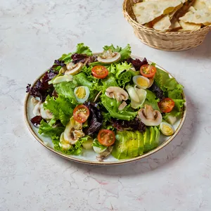 Ensalada Piccola