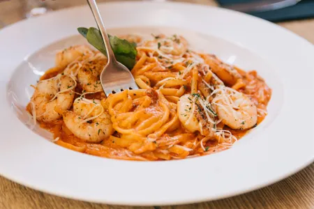 Tomato Cream Shrimp Pasta
