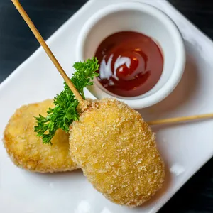 Kushiages de Plátano con Queso (2 pzas)