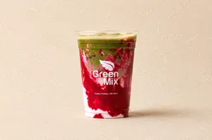 Iced matcha latte