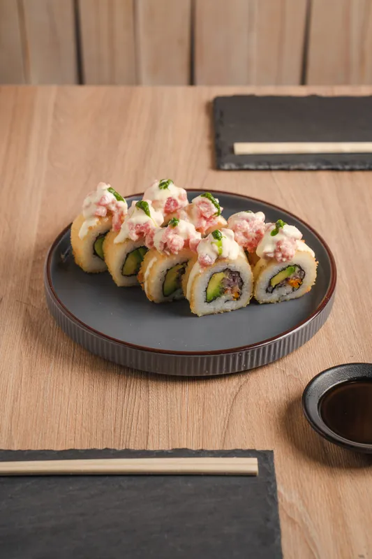 Maguro Hot Roll