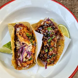 Fried Chicken Tacos (2 unds)