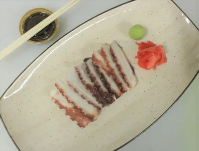 Sashimi pulpo