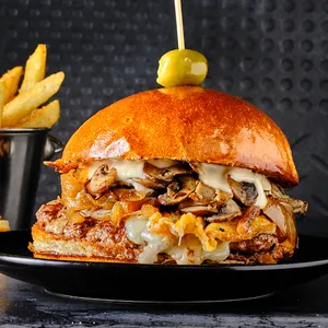 Fungi Provolone + Papas 🍟