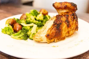 1/4 Pollo a la Brasa Mediterraneo