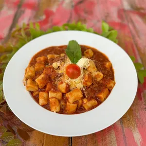 Gnocchi Salsa Bolognesa