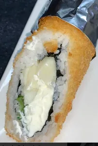 Hand Rolls Palmito Queso Crema