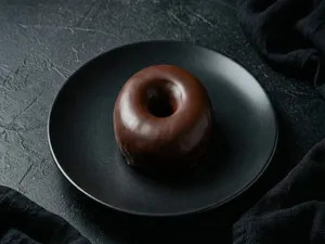 Dona Cubierta de Chocolate