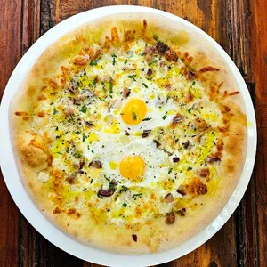 Pizza Carbonara