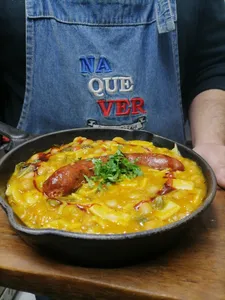 Porotos con riendas y longa ahuma'