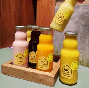 Jugo piña, pepino y hierbabuena