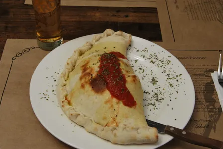 Calzone Classico