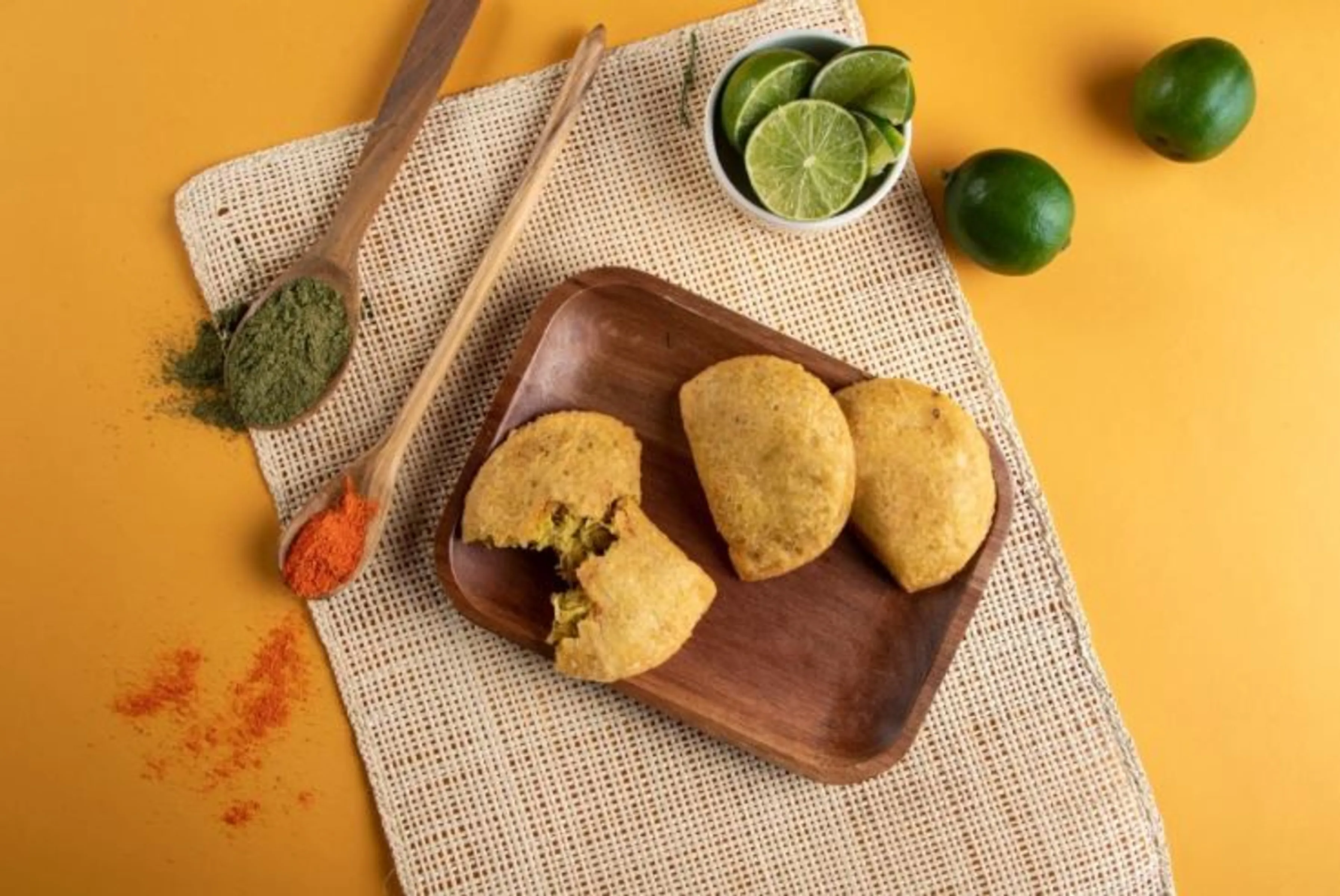 Why Some Communities Use Iguanas in Traditional Broth Recipes, image size:3588x2400