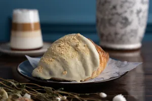 Croissant Cheesecake