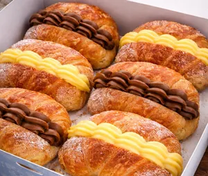 Dulche Medialunas Rellenas X 6