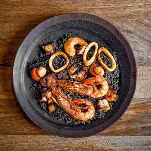 Paella Negra
