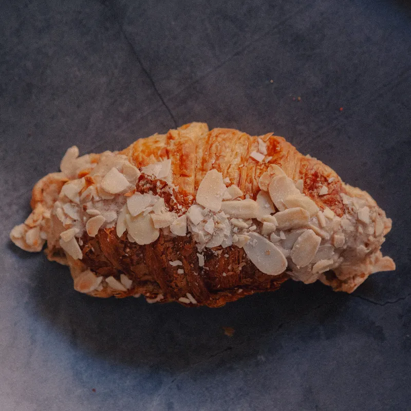 Crissant Relleno Pasta Almendras Crissant Relleno Pasta Almendras