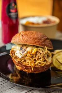 Sándwich de Lechón